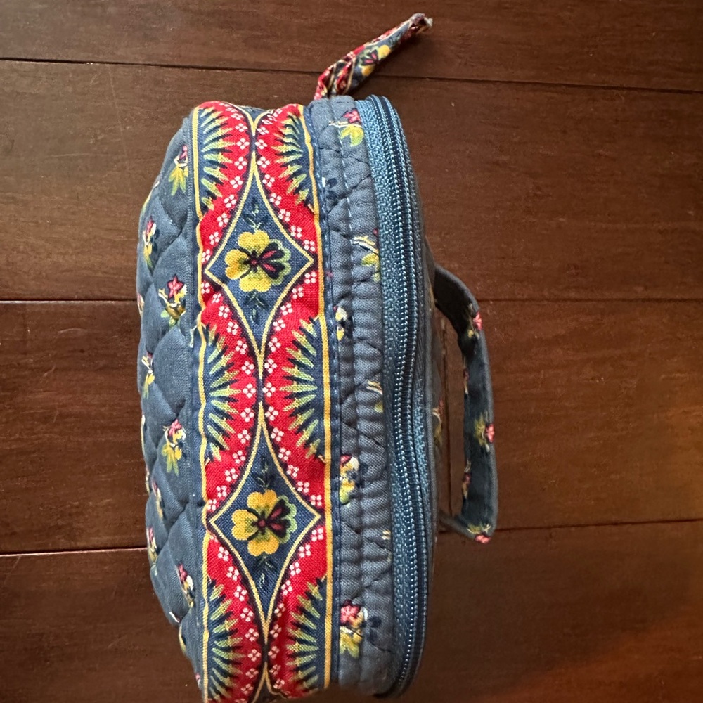 Vera Bradley soft jewelry case